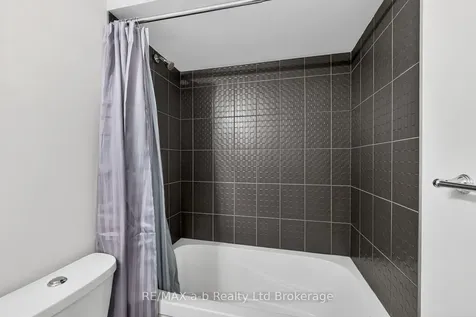 111 King Street East, Unit 14 Street Ingersoll ON N5C 1G8