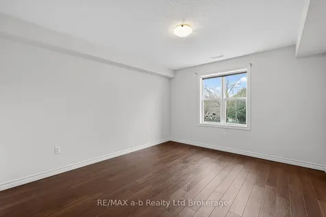111 King Street East, Unit 14 Street Ingersoll ON N5C 1G8