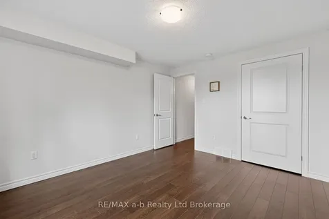 111 King Street East, Unit 14 Street Ingersoll ON N5C 1G8