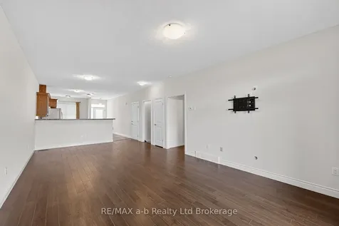111 King Street East, Unit 14 Street Ingersoll ON N5C 1G8