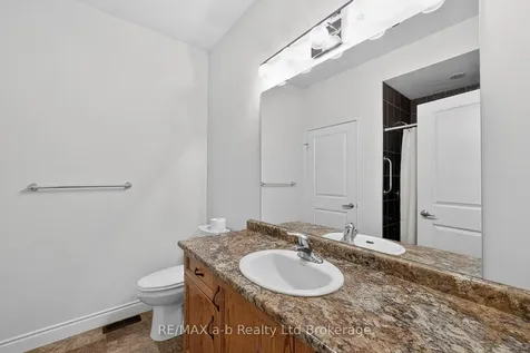 111 King Street East, Unit 14 Street Ingersoll ON N5C 1G8