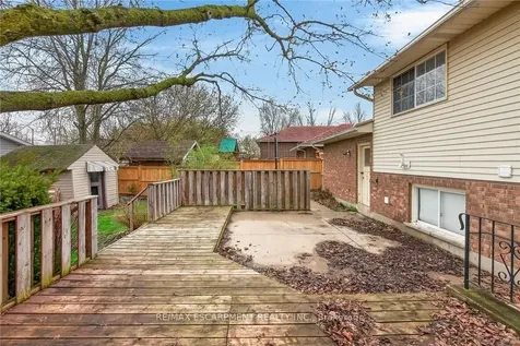 31 Killins Street West Lincoln ON L0R 2A0