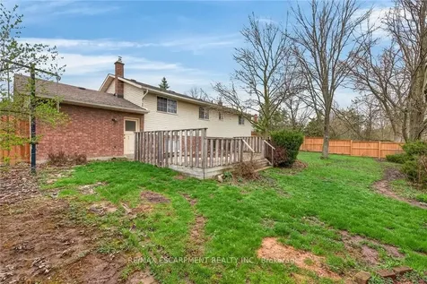 31 Killins Street West Lincoln ON L0R 2A0