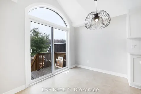 352 Forestbrook Street Kanata ON K2K 0B8