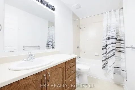 352 Forestbrook Street Kanata ON K2K 0B8