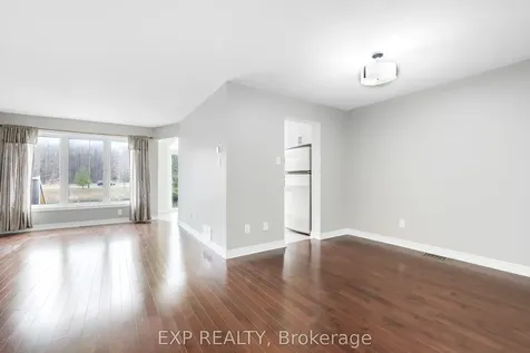 352 Forestbrook Street Kanata ON K2K 0B8