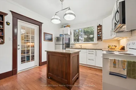199 St George Street W Centre Wellington ON N1M 1H8