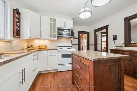 199 St George Street W Centre Wellington ON N1M 1H8