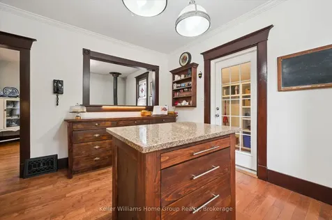 199 St George Street W Centre Wellington ON N1M 1H8