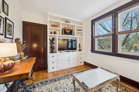 199 St George Street W Centre Wellington ON N1M 1H8