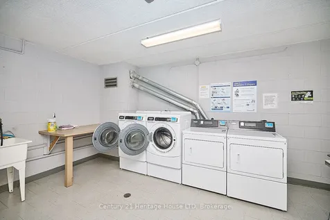6 Westlake Lane St. Catharines ON L2N 5S3