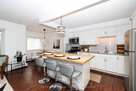 6 Westlake Lane St. Catharines ON L2N 5S3