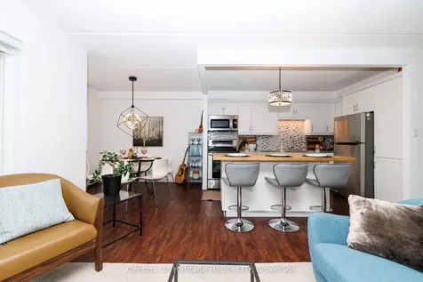6 Westlake Lane St. Catharines ON L2N 5S3