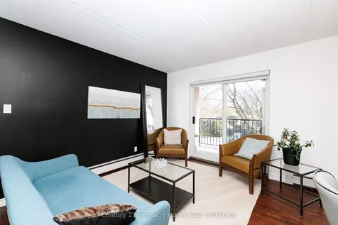 6 Westlake Lane St. Catharines ON L2N 5S3