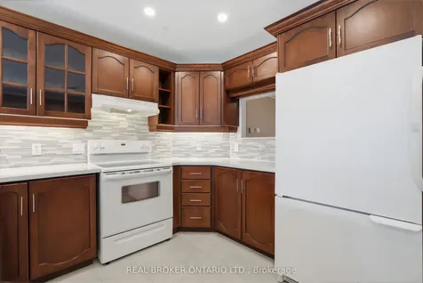 17 Parkside Drive Guelph ON N1G 4X7