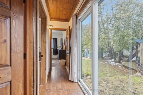 296 High Street Georgian Bay ON P0C 1H0