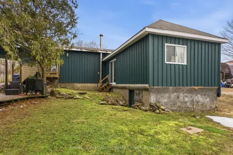 296 High Street Georgian Bay ON P0C 1H0