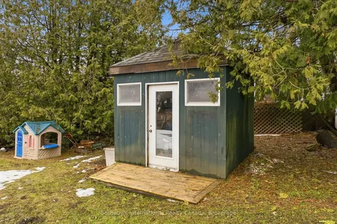296 High Street Georgian Bay ON P0C 1H0