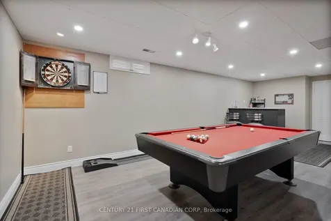 17 Allison Court Strathroy-caradoc ON N7G 4C2