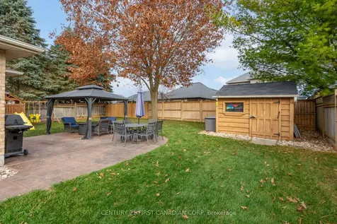 17 Allison Court Strathroy-caradoc ON N7G 4C2