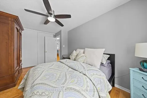 8 Crownridge Drive Kanata ON K2M 2M8