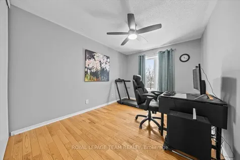 8 Crownridge Drive Kanata ON K2M 2M8
