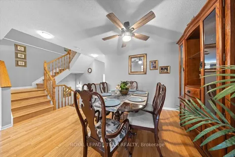 8 Crownridge Drive Kanata ON K2M 2M8