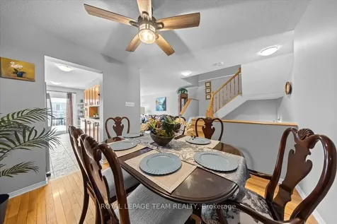 8 Crownridge Drive Kanata ON K2M 2M8