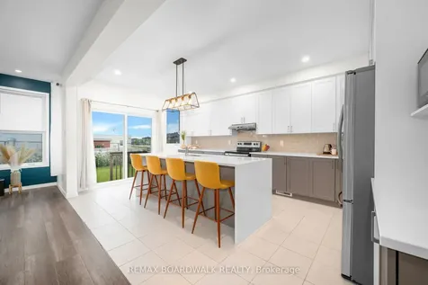 302 Haliburton Heights Kanata ON K2S 1S3