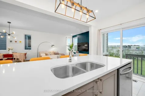302 Haliburton Heights Kanata ON K2S 1S3