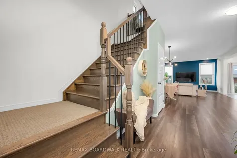 302 Haliburton Heights Kanata ON K2S 1S3