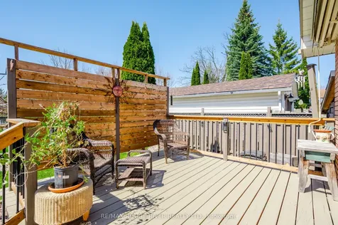 712 Otonabee Drive Peterborough ON K9J 7P9