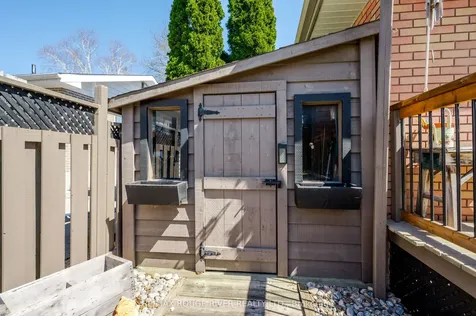 712 Otonabee Drive Peterborough ON K9J 7P9