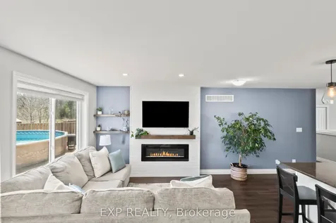 47 Birchmount Street Quinte West ON K8V 0C6