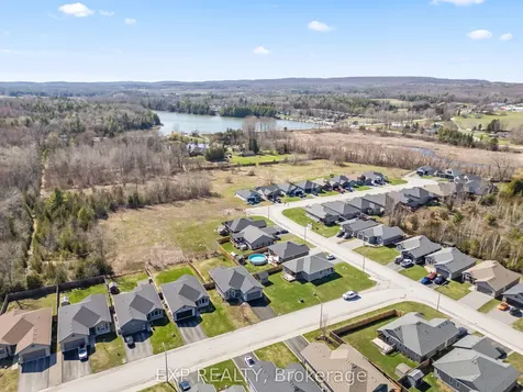 47 Birchmount Street Quinte West ON K8V 0C6