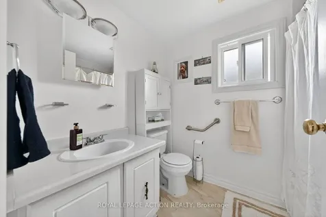 34 Enfield Crescent Brantford ON N3P 1B2