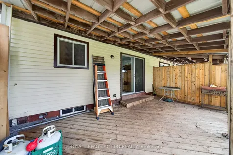 34 Enfield Crescent Brantford ON N3P 1B2