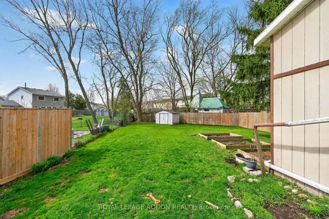 34 Enfield Crescent Brantford ON N3P 1B2
