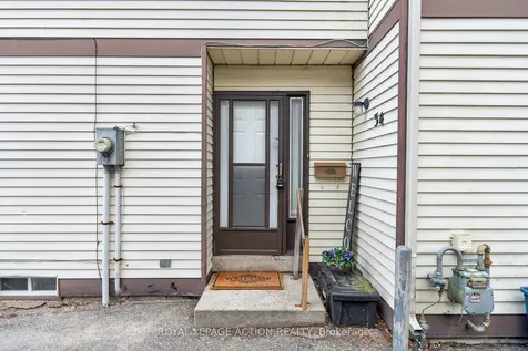 34 Enfield Crescent Brantford ON N3P 1B2