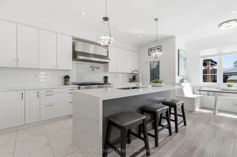 27 Gibbs Way Centre Wellington ON N1M 0G7