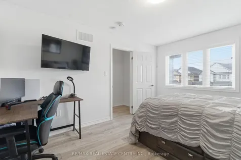27 Gibbs Way Centre Wellington ON N1M 0G7