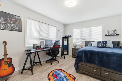 27 Gibbs Way Centre Wellington ON N1M 0G7