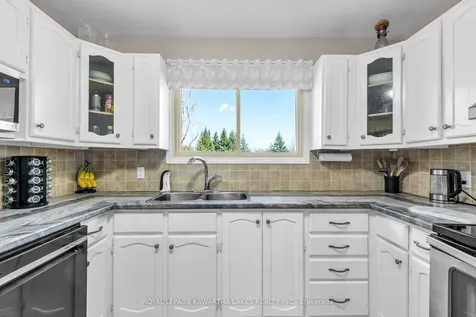 328 Cedar Glen Road Kawartha Lakes ON K0M 1L0