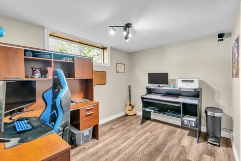 328 Cedar Glen Road Kawartha Lakes ON K0M 1L0