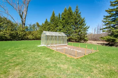 328 Cedar Glen Road Kawartha Lakes ON K0M 1L0