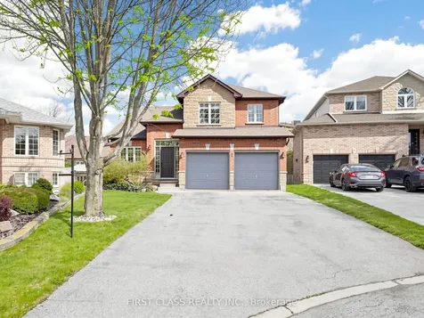 11 Diamond Court Hamilton ON L9C 7V5