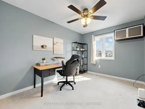 11 Diamond Court Hamilton ON L9C 7V5