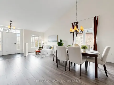 11 Diamond Court Hamilton ON L9C 7V5