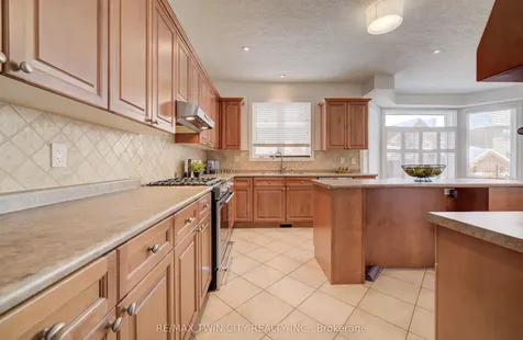 169 Falconridge Drive Kitchener ON N2K 4J9
