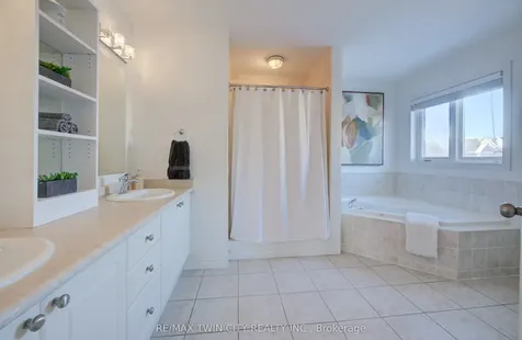 169 Falconridge Drive Kitchener ON N2K 4J9